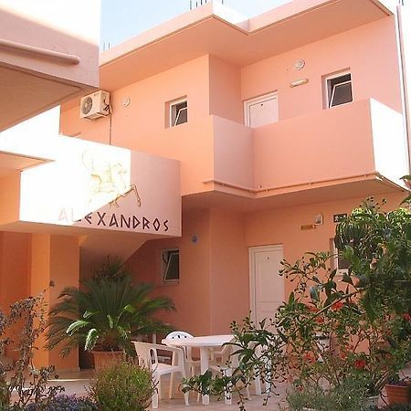 Alexandros Apartments Agia Marina Buitenkant foto