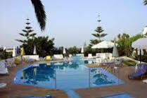 Alexandros Apartments Agia Marina Buitenkant foto